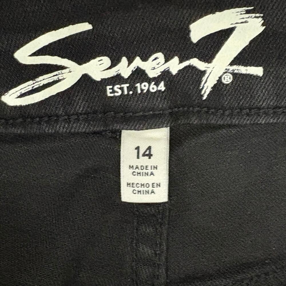 Seven7 Relaxed Denim Bermuda Shorts Women’s 8 or 10 Black Frayed Hem Mid Rise - Picture 8 of 10
